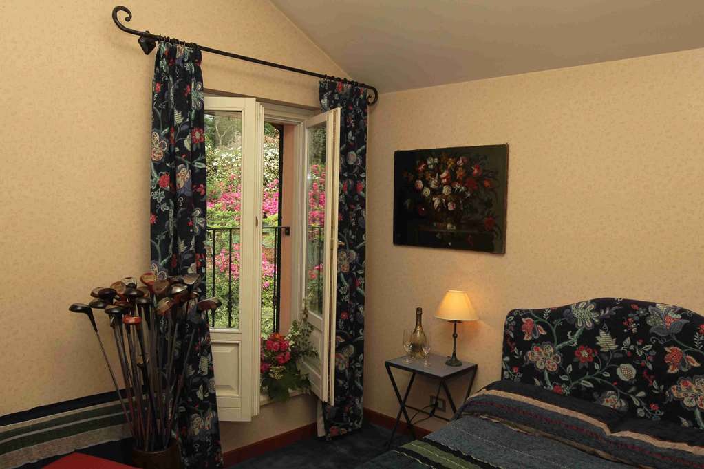 Hostellerie Du Golf Pecetto Quarto foto