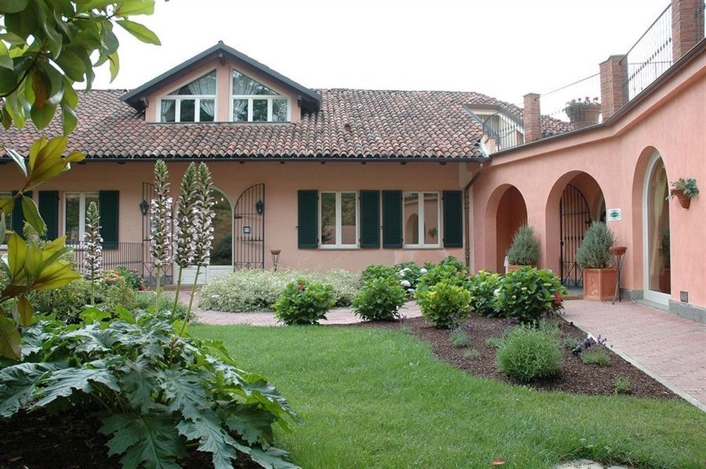 Hostellerie Du Golf Pecetto Exterior foto